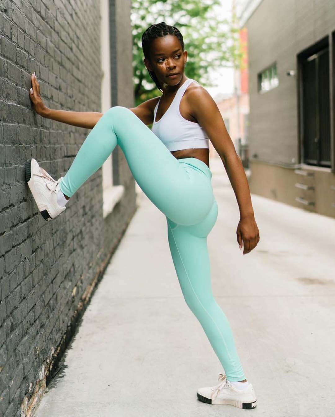 Metallic Yellow Leggings