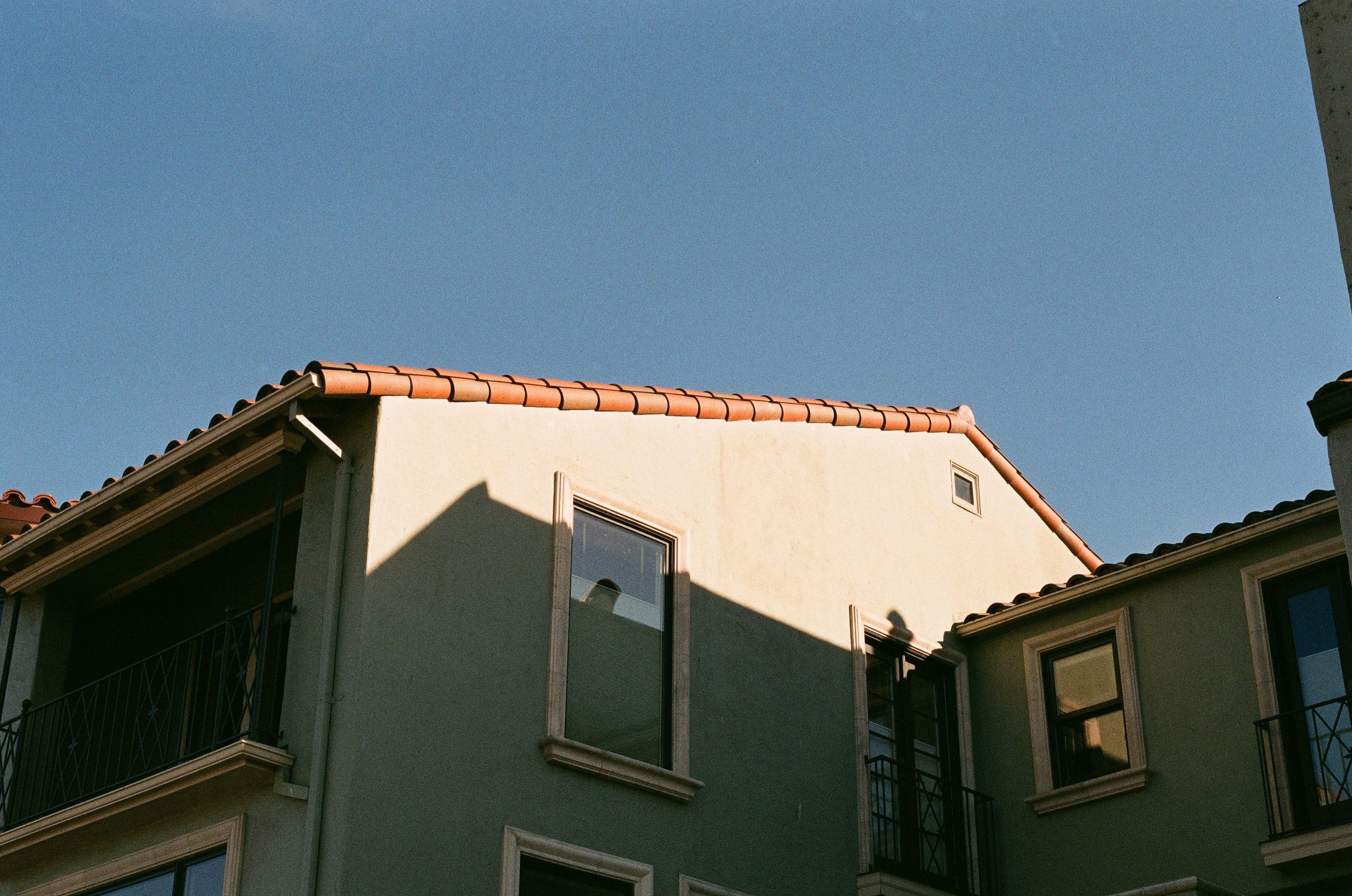  Shot with Canon AE-1 on Fuji Color 200 