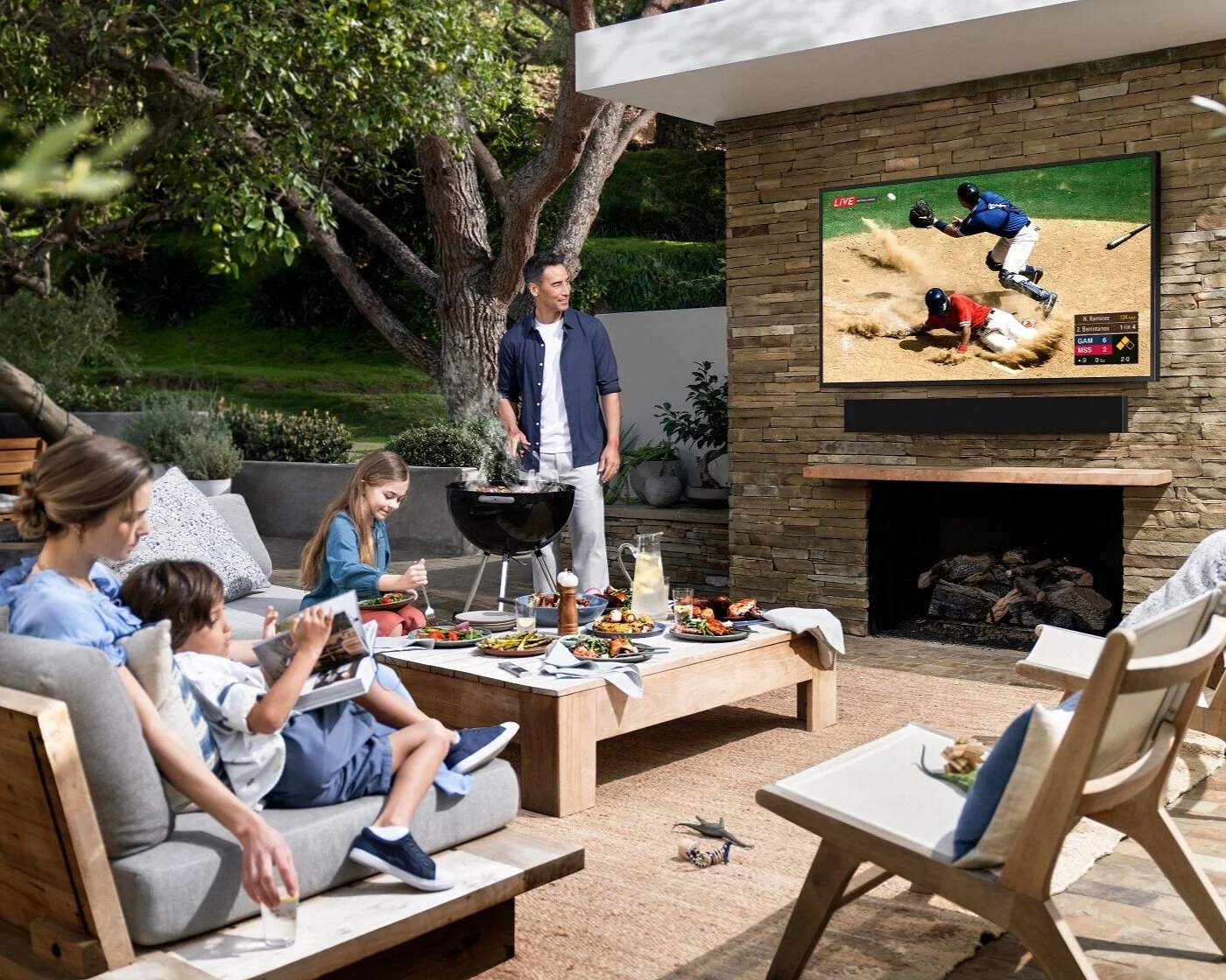 Ein echter Samsung QLED TV – jetzt auch im Freien