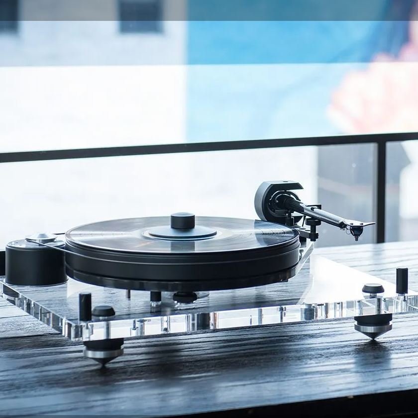 Pro-Ject 6 Perspex SB - High End Plattenspieler mit 9“ Evo Tonarm