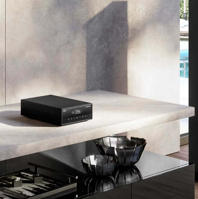 Revox Studiomaster M300 - der neue Audio-Meilenstein von Revox