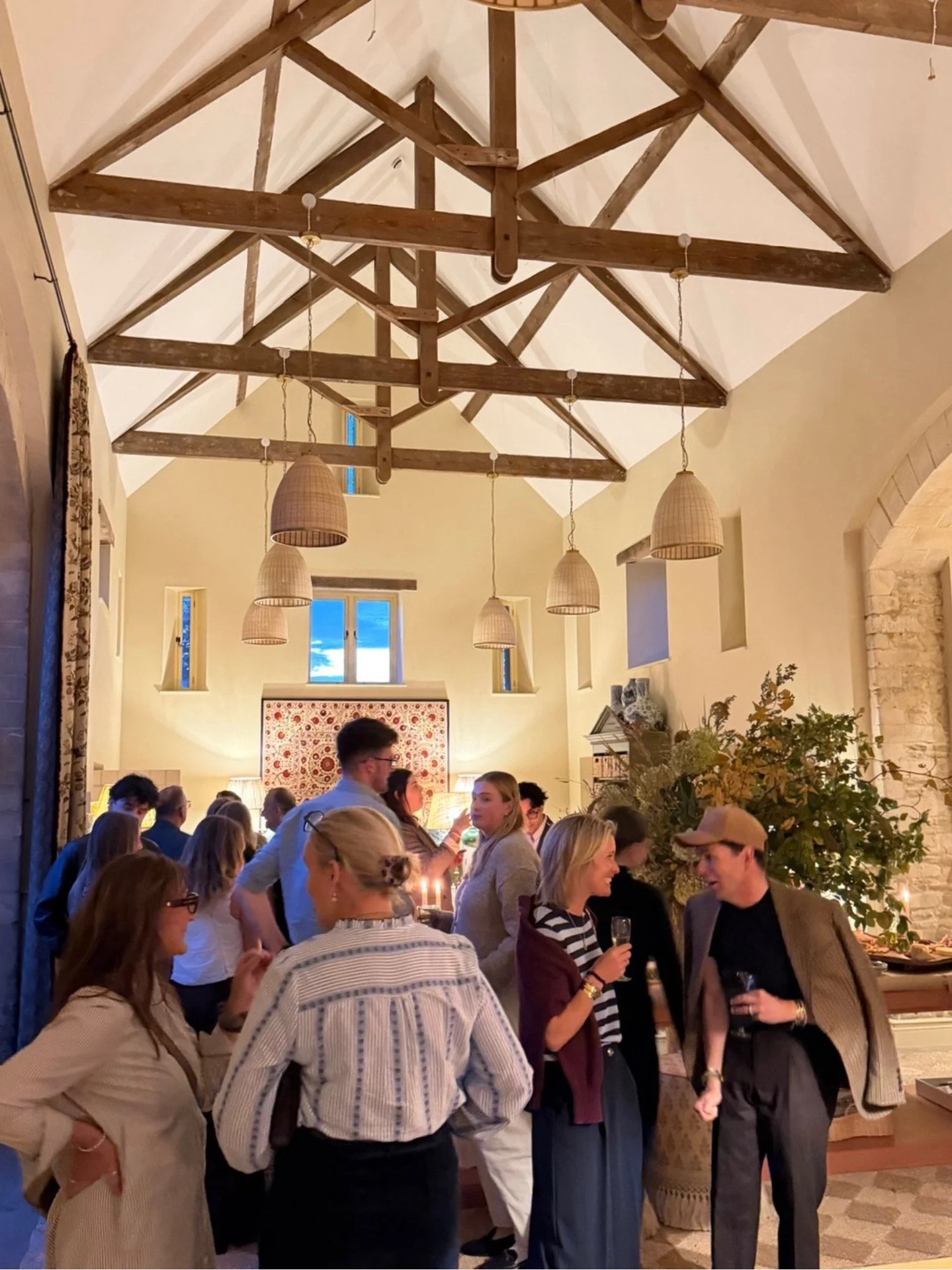 What an evening spent celebrating the new opening of @seansymington's studio. From every angle of the studio, it was perfection and simply stunning. The space is inviting, warm and full of character just like Sean, his team and his portfolio. 

Thank