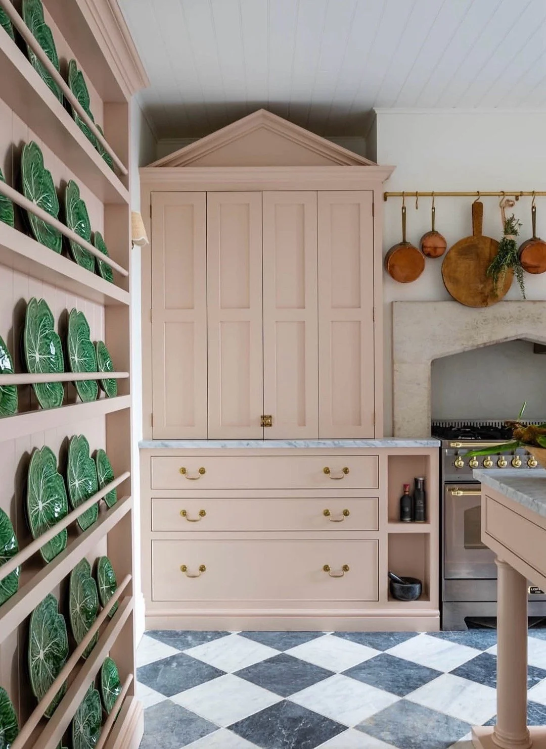 In light of the topics being held at @decorex_international this week, we've been inspired and got to thinking about the fundamentals of staple designs. And a sturdy kitchen floor comes straight into the line-up. Durable, cleanable (!), and of course