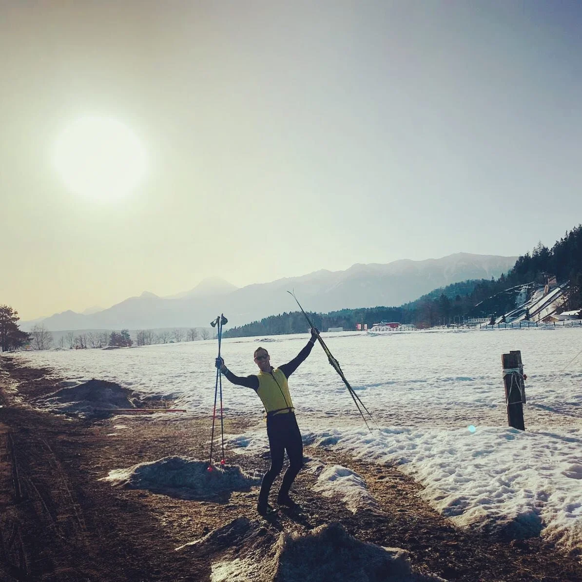 Traumhafte Bedingungen für eine 30km XC Challenge ausgenützt π
PB: 1h17:05 π₯΅
Nachdem die Rennen abgesagt sind, muss man sich was einfallen lassen πβοΈβοΈ
Viel mehr wäre nicht gegangen, die Zeit taugt ma ππ―π€
πΈ @haraldhudetz π
@pur