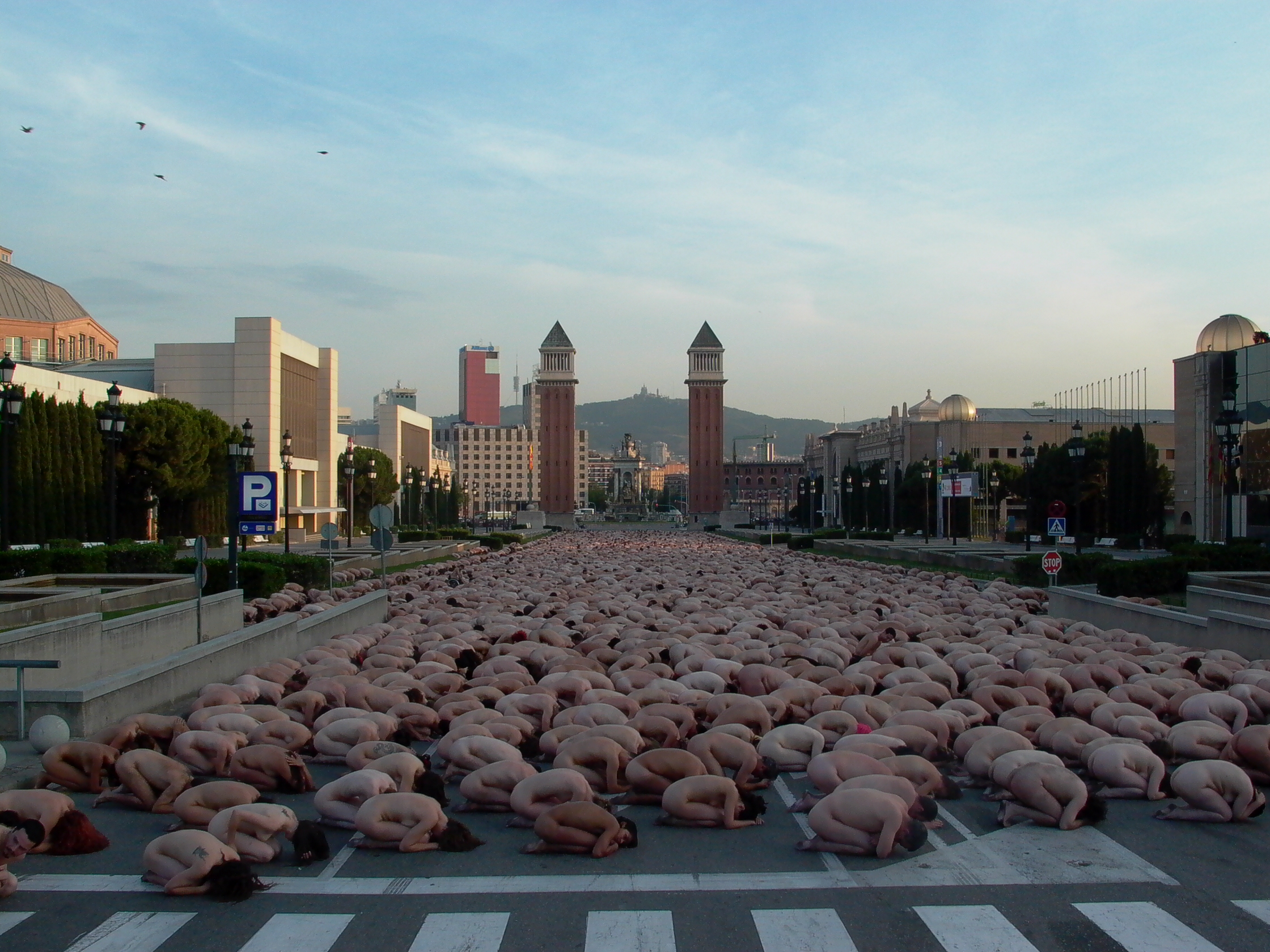 spencer-tunick-barcelona-sigismond-de-vajay-006.JPG