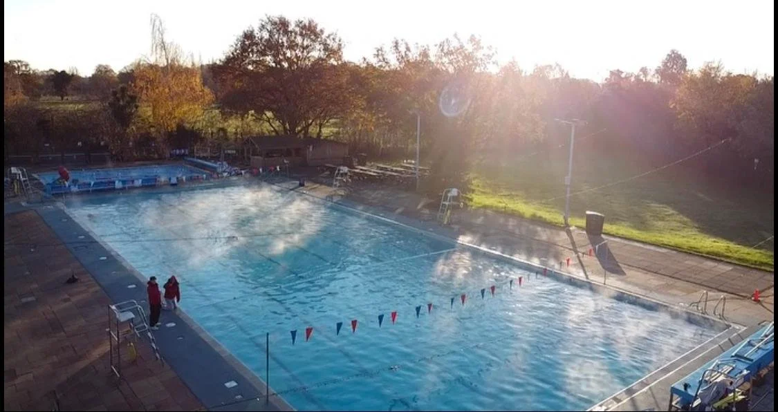 Hampton Pool Chilly Tri