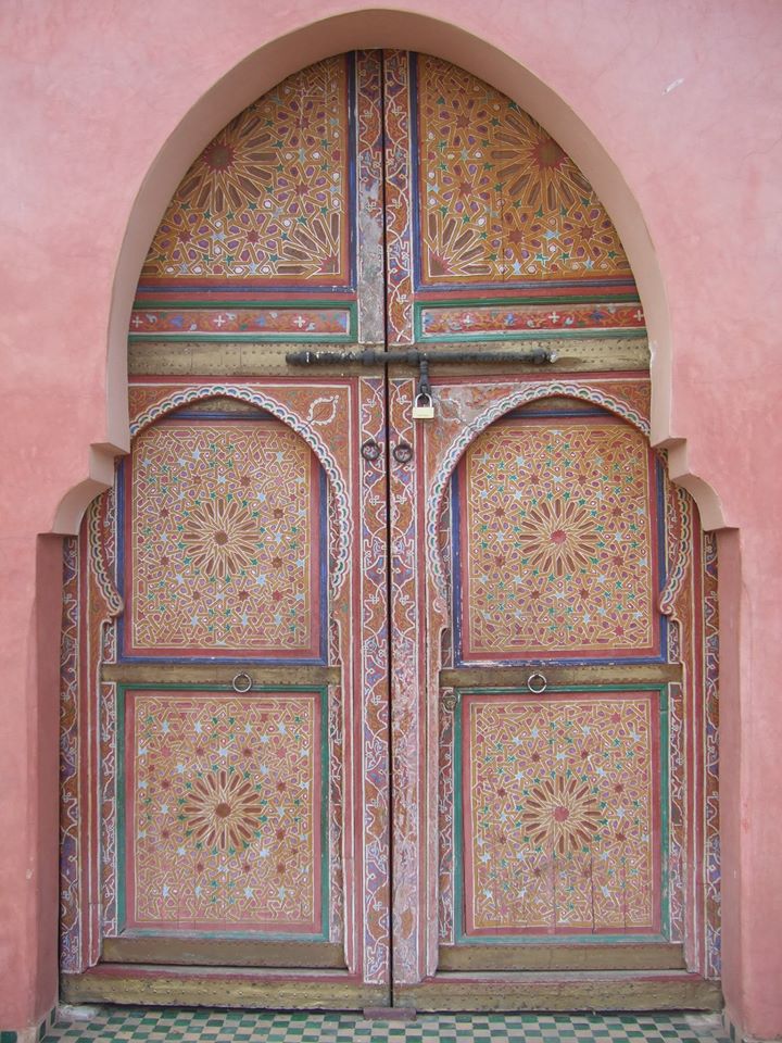 This city is all about color and workmanship!