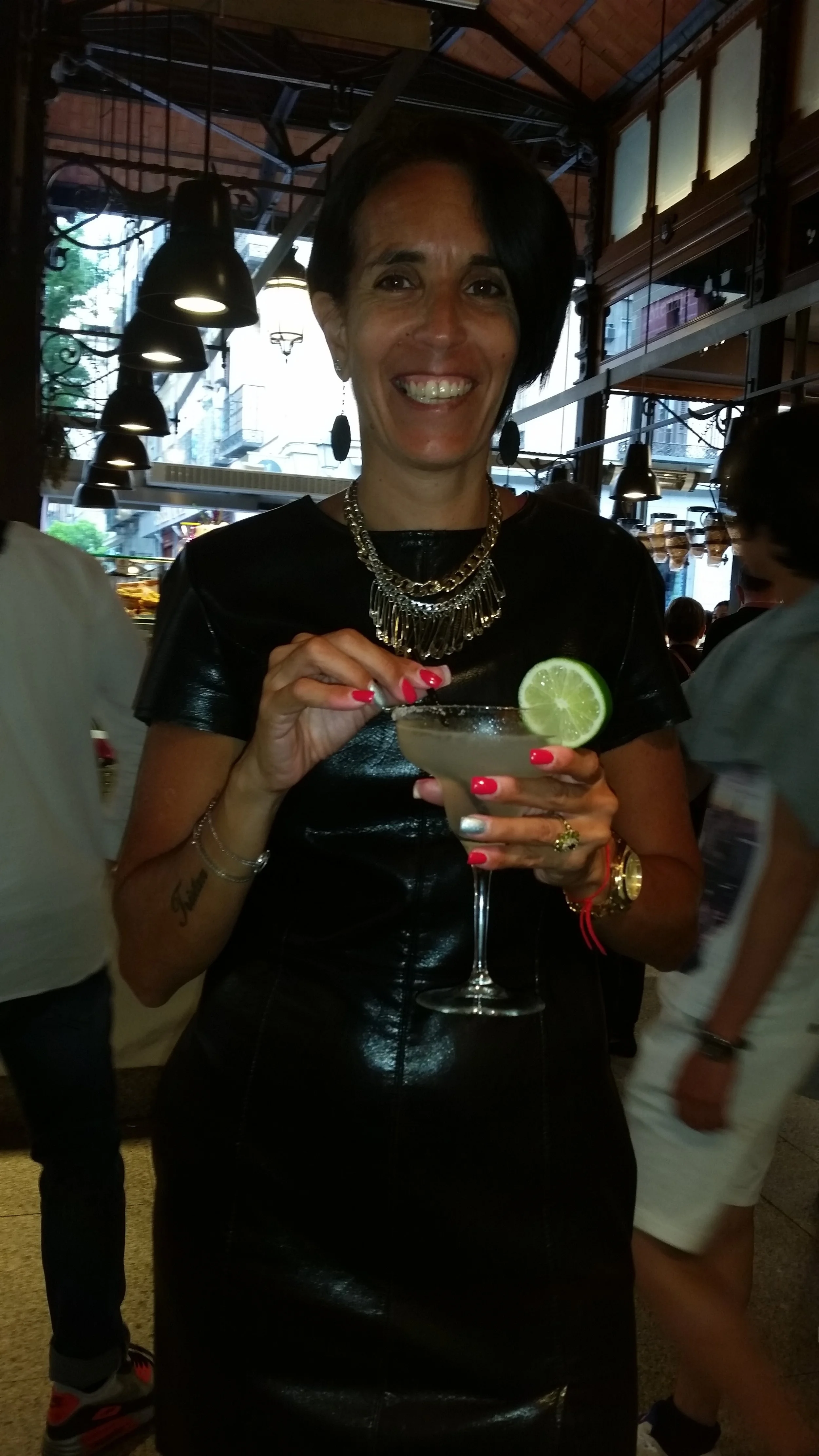 Enjoying cocktails and tapas in Mercado San Miguel