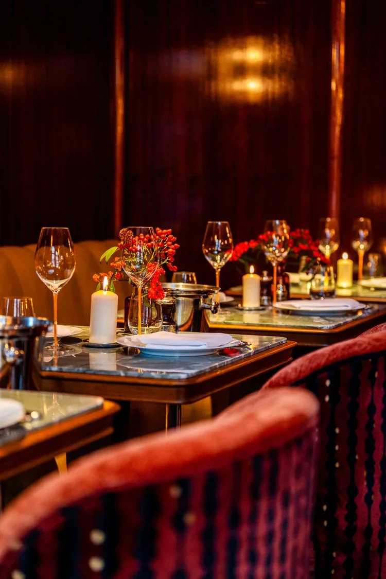 The Marlin bar, Amsterdam. Fine dining.