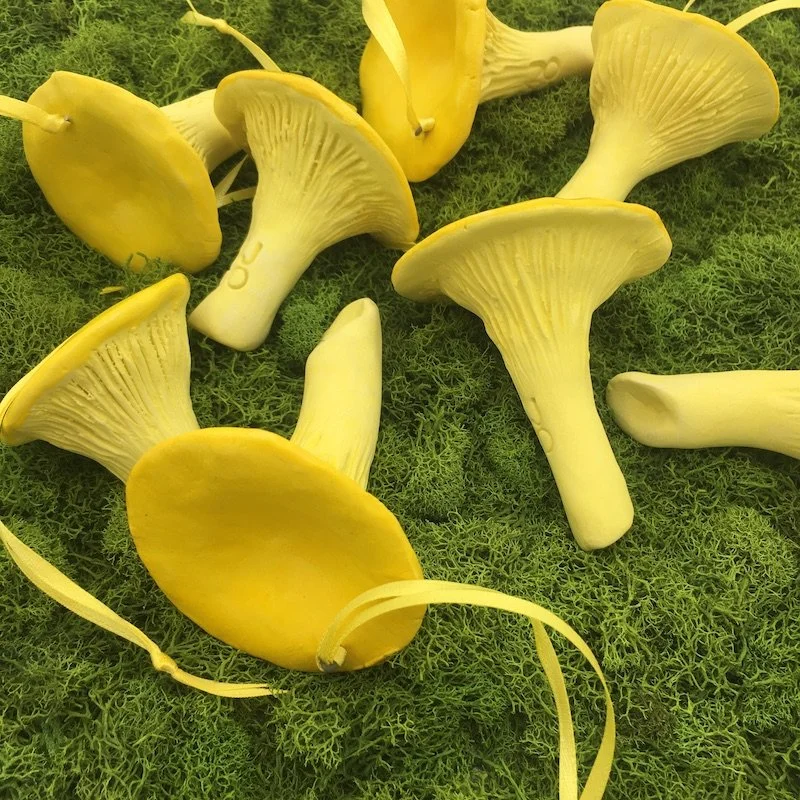 ceramic mushroom ornaments