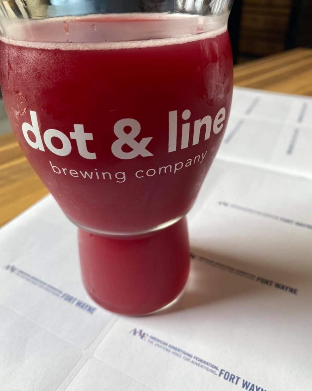 Thanks to everybody who came out to dot &amp; line tonight for our August mixer! The beer was great, the food was delicious, and seeing everyone&rsquo;s smiling faces was the cherry on top!
Congratulations to Melissa Dunning for winning our prize for