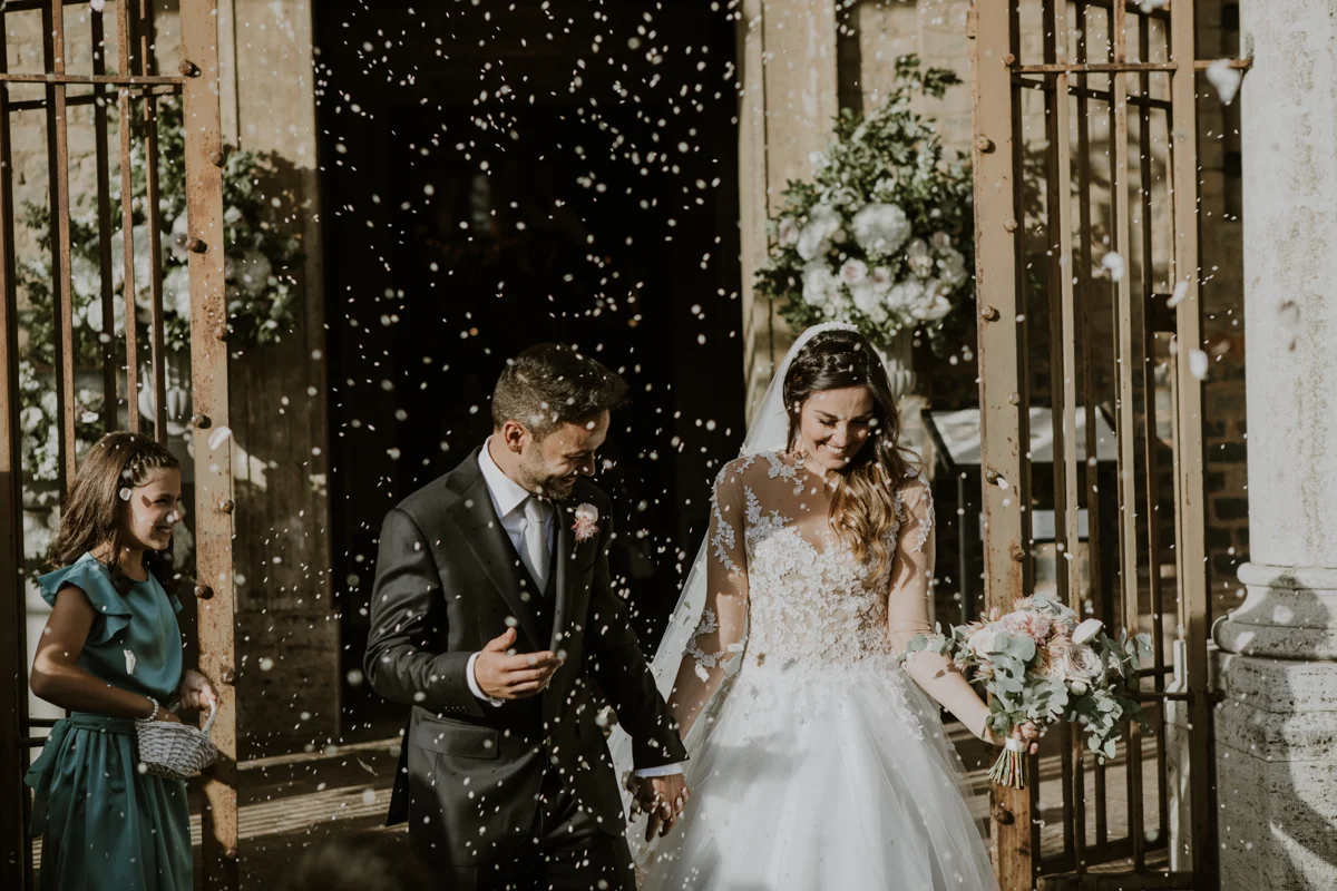 giulia&simone_wedding_rome_villafiorano_vanessailliph-26.jpg