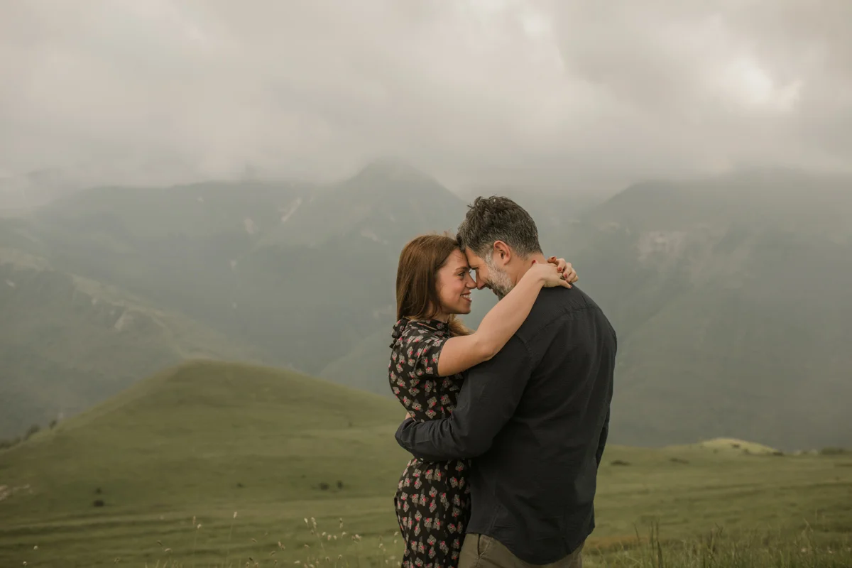 wedding_engagement_photography_mountains_sibillini_vanessailliph-38.jpg