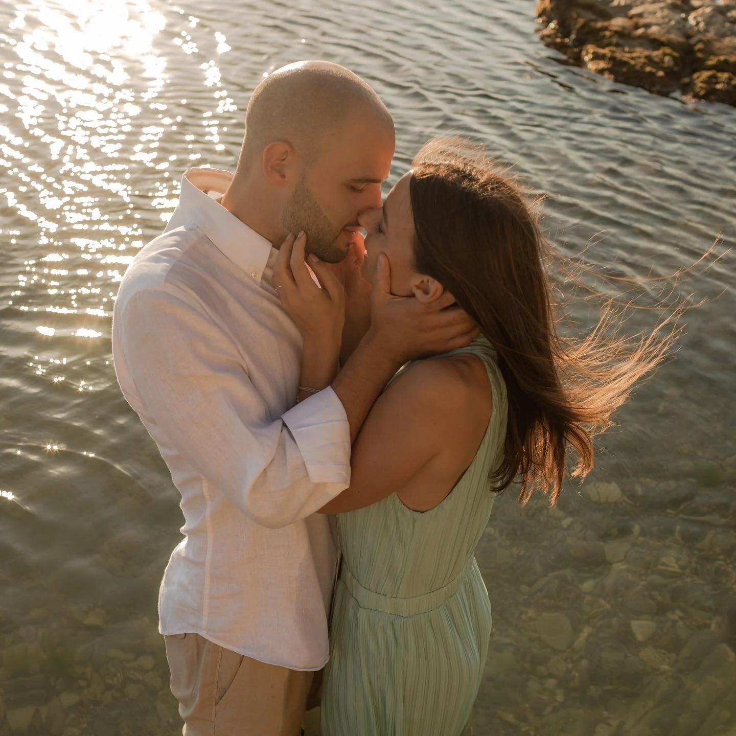 This morning I woke up early to capture this incredible beauty! Thx to @maddalenamartinelli and @riolrnz_  see you soon my lovely couple! 🤍