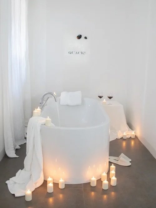 A few more days suspended in stillness&hellip;
slow breaths, gentle light, and time to simply be.

Soon, I&rsquo;ll be diving headfirst into new, exciting projects, carrying with me this sense of calm and inspiration. These quiet moments of pause are