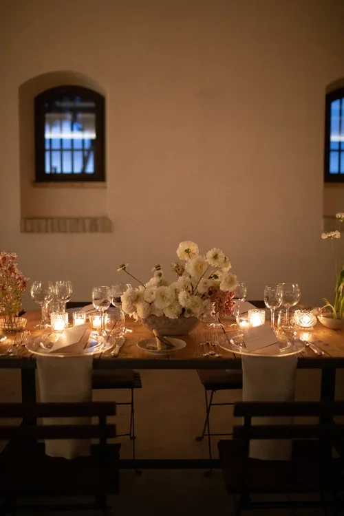casalidelpino_rome_tablesetting_vanessailli.webp