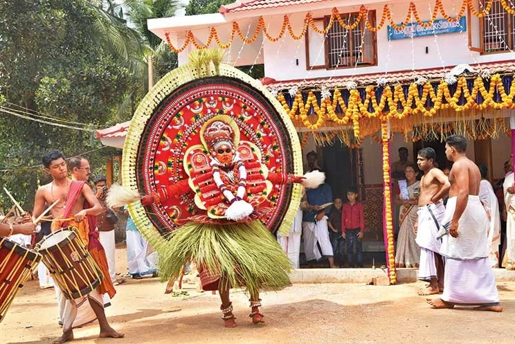 teyyam.jpg