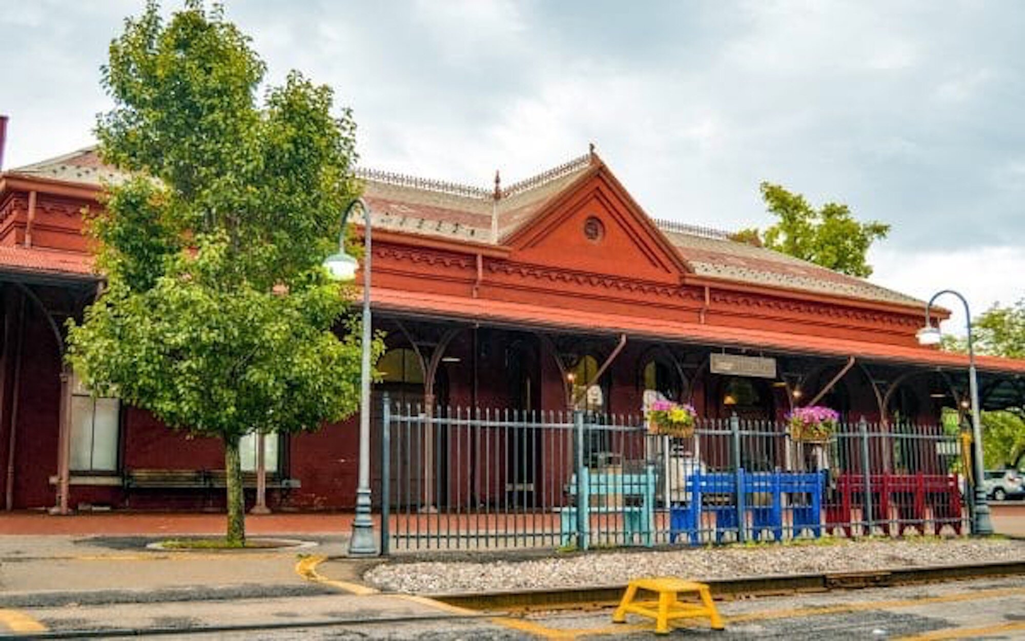 Hudson-Station-Hudson-NY-Columbia-County-New-York-By-Rail-600x375.jpeg