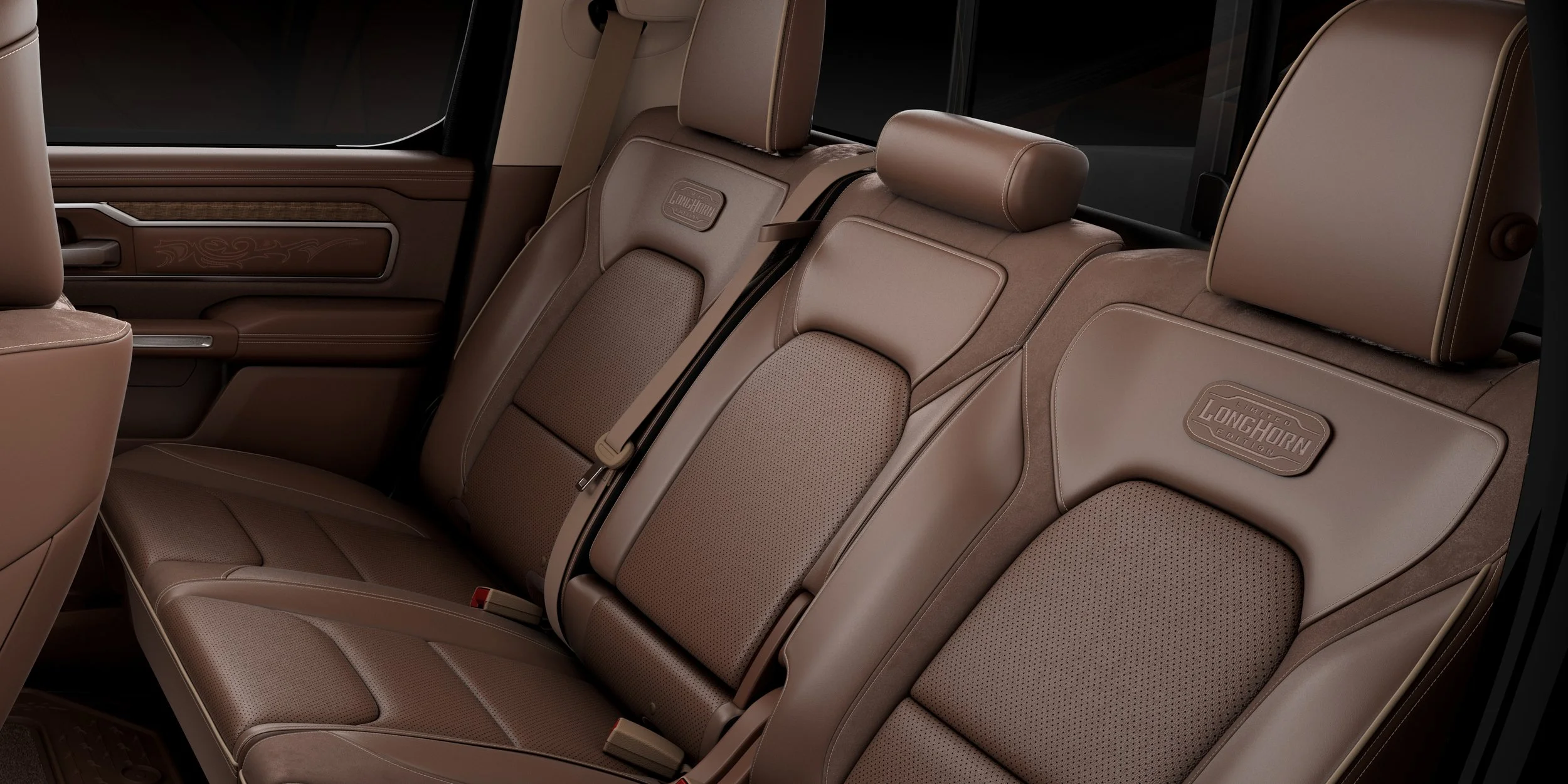 RAM_1500_INTERIOR_DETAIL_1.jpg