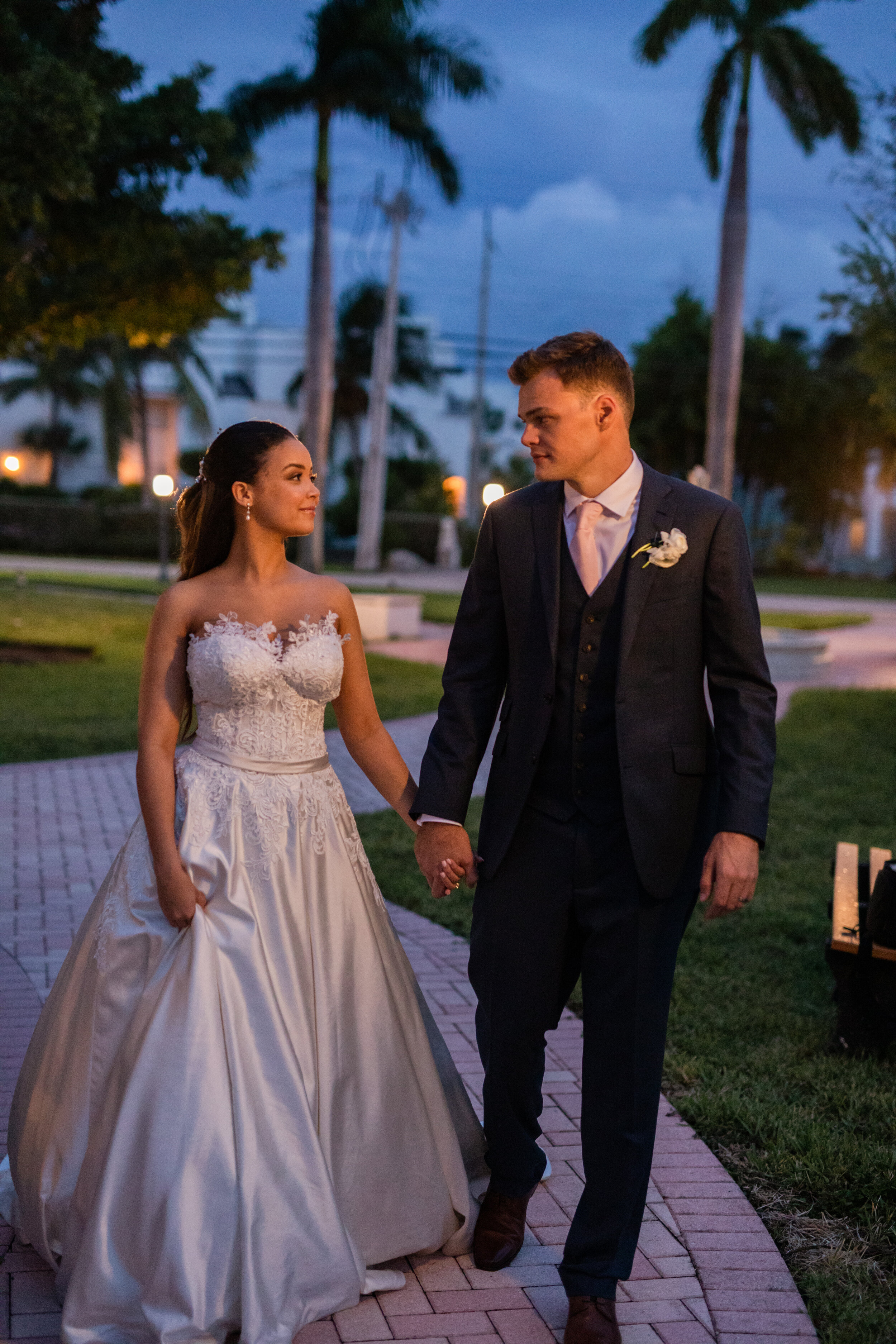 Jesse+Saara-Optimizedrefined-204.jpg