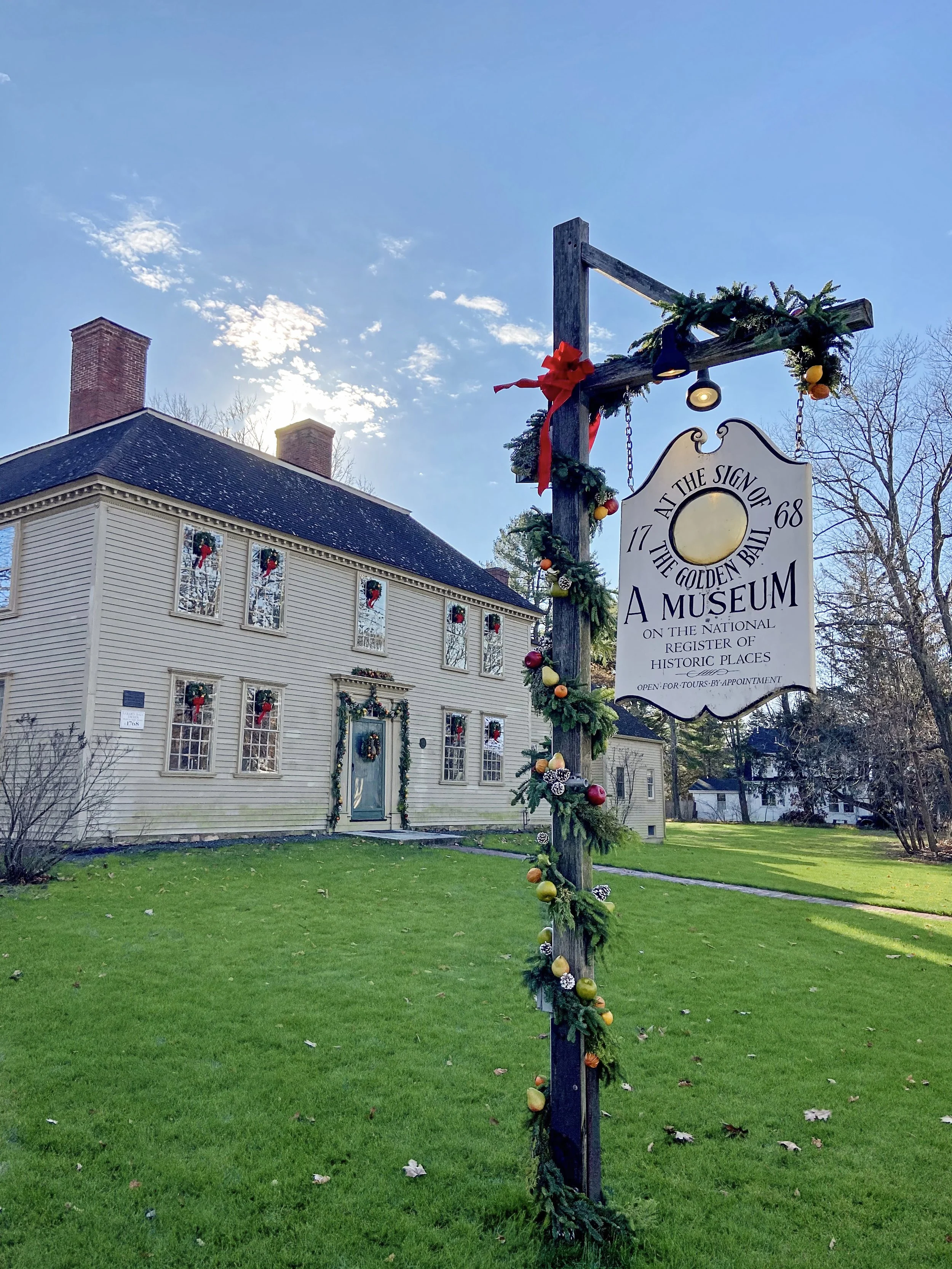 GBT EXTERIOR HOLIDAY 2021.jpg