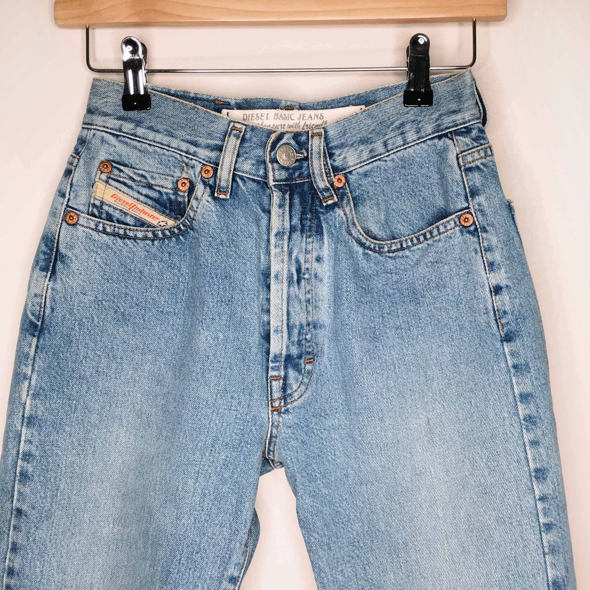 Vintage 90's Diesel 575 Cochise high rise button fly jeans — good market