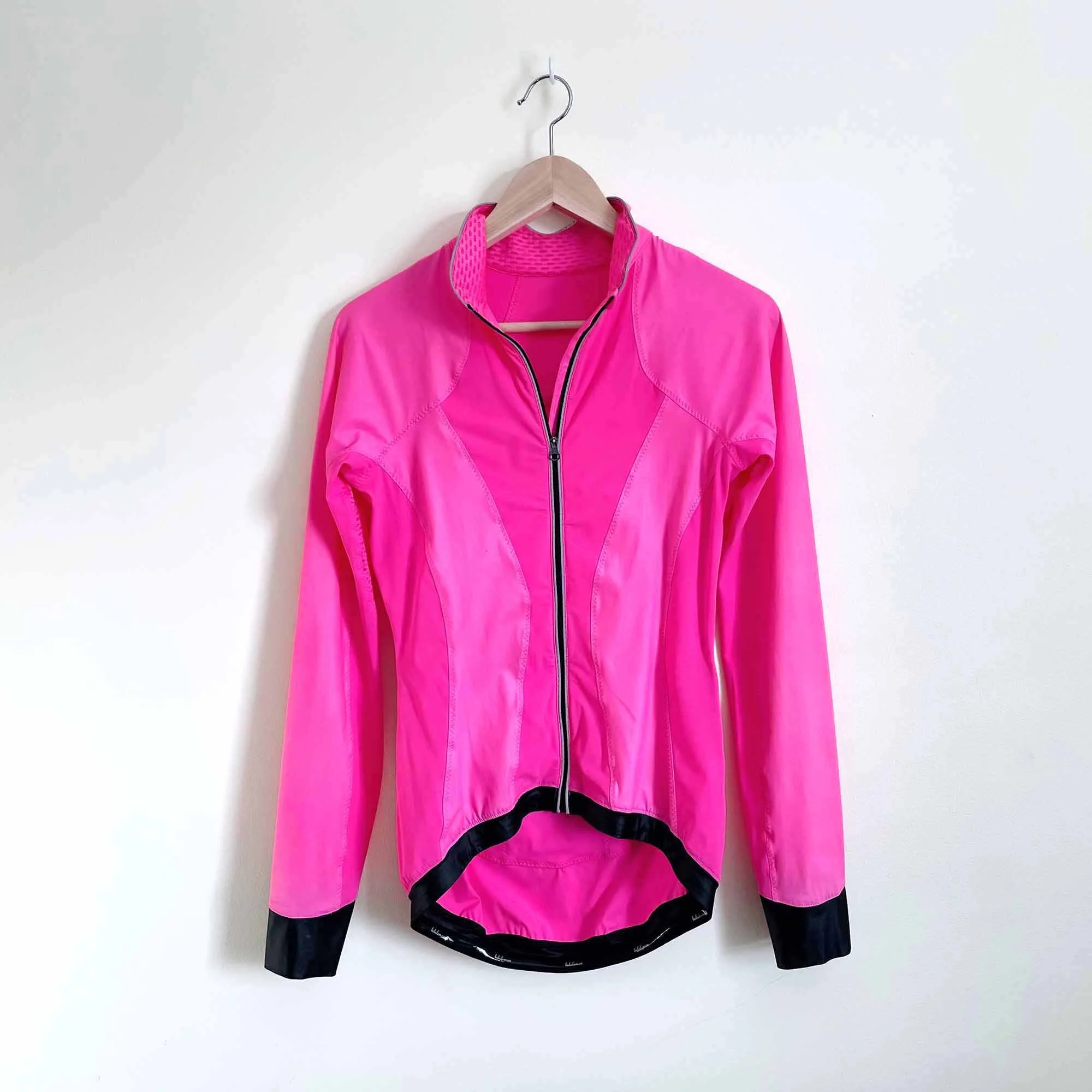 lululemon hot pink jacket