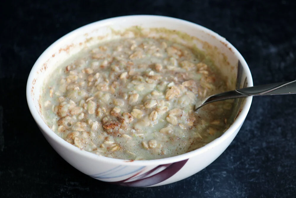 Apple Cinnamon Smoothie Bowl.jpg