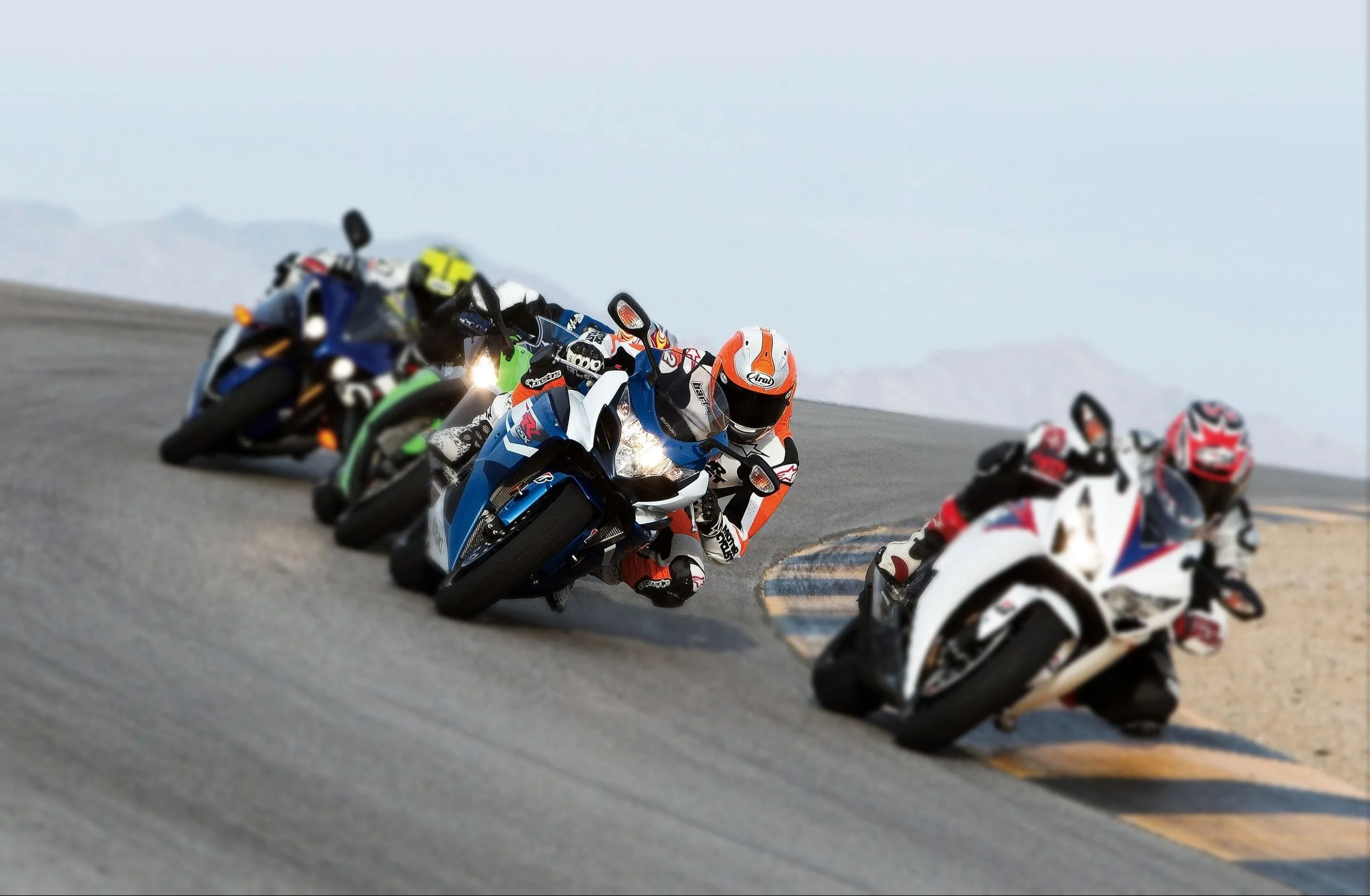 cloud-desktop-speed-compared-motorcycle-race.jpg