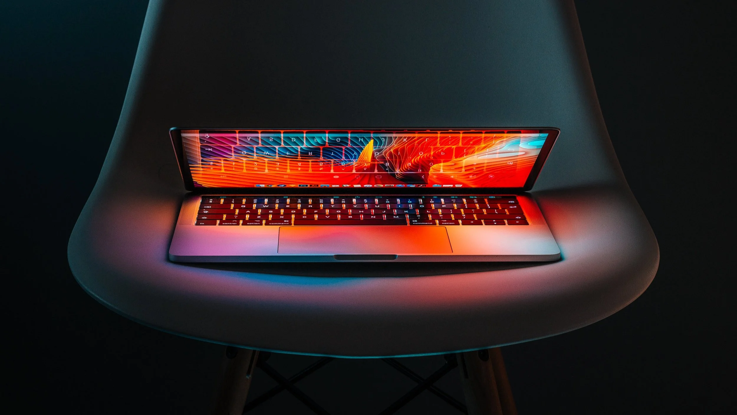 ms-access-cloud-computing-database-laptop.jpg