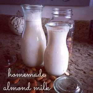 Recipe: Homemade Naturally Sweetened Almond Milk