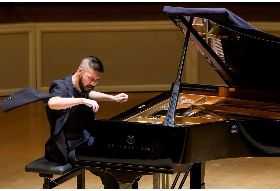 REVIEW: Conrad Tao Connects Broken Lines