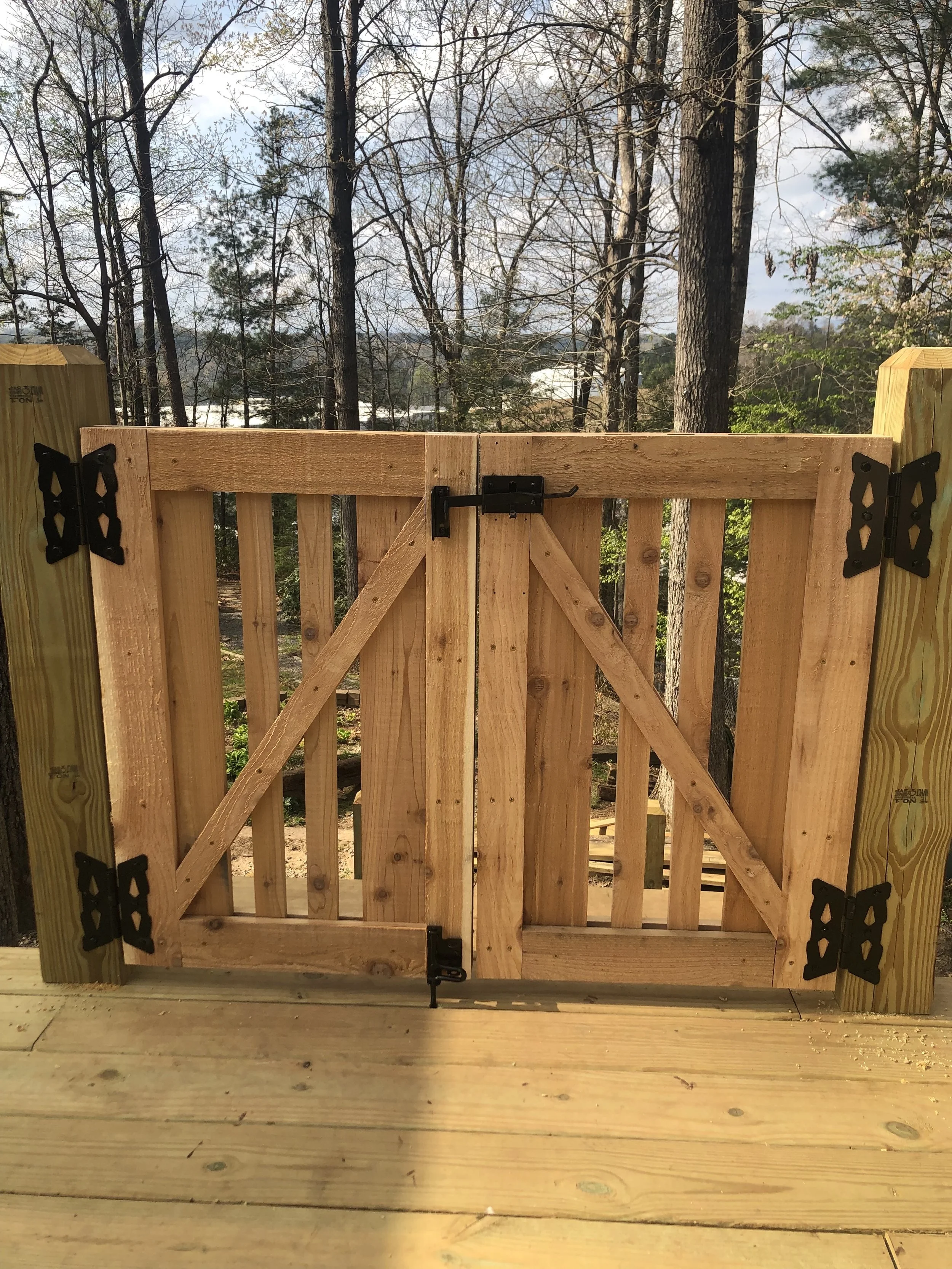 Custom Gate