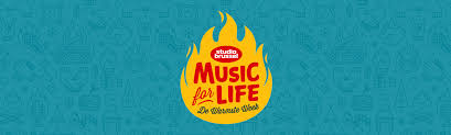 Deze gitaar wordt verloot voor het goede doel tijdens de warmste week en je kan 1 van de 25 duotickets winnen voor een exclusieve show-case met oa Bart Peeters, Clouseau en Guy Swinnen!