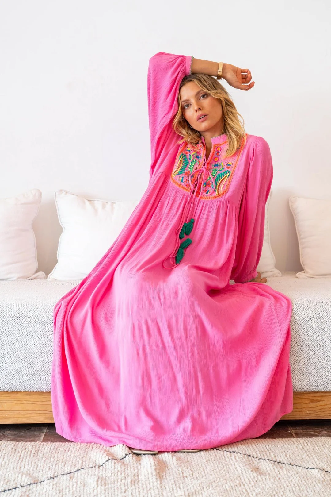 robe-longue-brodee-bryana-taille-unique-36-42-rose-robes-311.jpg