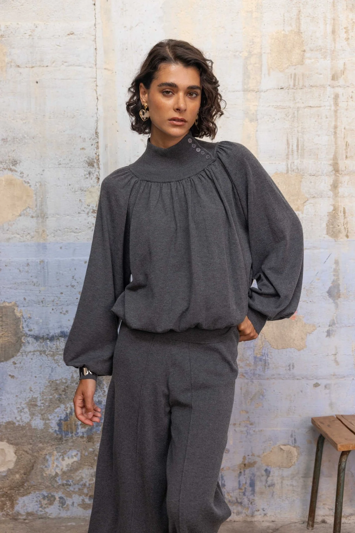 pull-col-montant-drape-lola-26011-taille-unique-36-au-42-gris-pulls-633_1800x1800.jpg