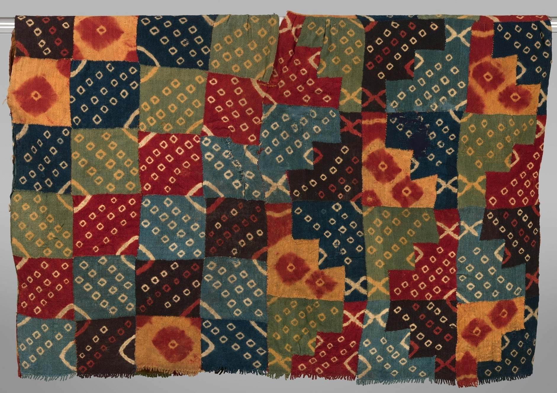 wari-textile-1.jpg