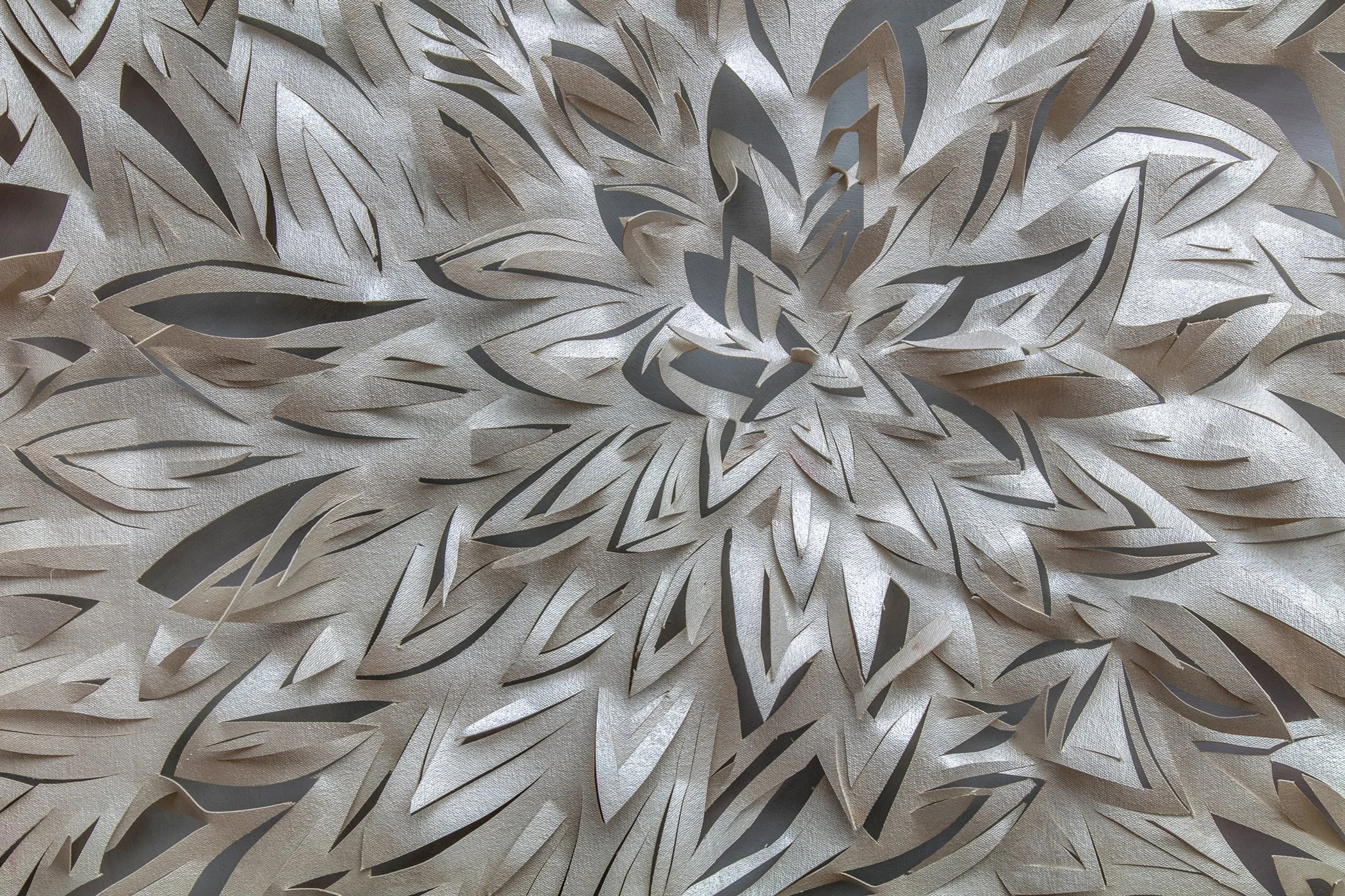 RBAS-2_2022_White Chrysanthemum detail. Add photo_.jpg