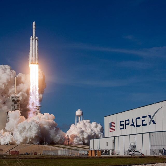 A BCN documentary recommendation - About Mars: Inside SpaceX on @disneyplus! Awesome, awesome inside look at the first Falcon Heavy! #spacex #nerdlife #podcast #podcastersofinstagram