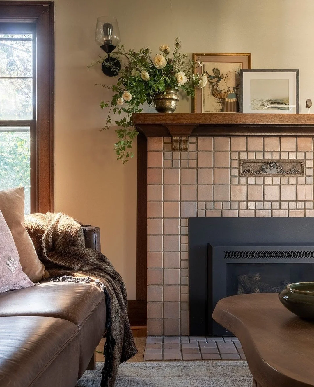 The beautiful original tile craftsmanship on the fireplace in our Green Lake Tudor project highlights that timeless materials and skilled artisanship will always endure through the ages.⁠
⁠
I wish you a peaceful Sunday, relaxing by your own fireplace