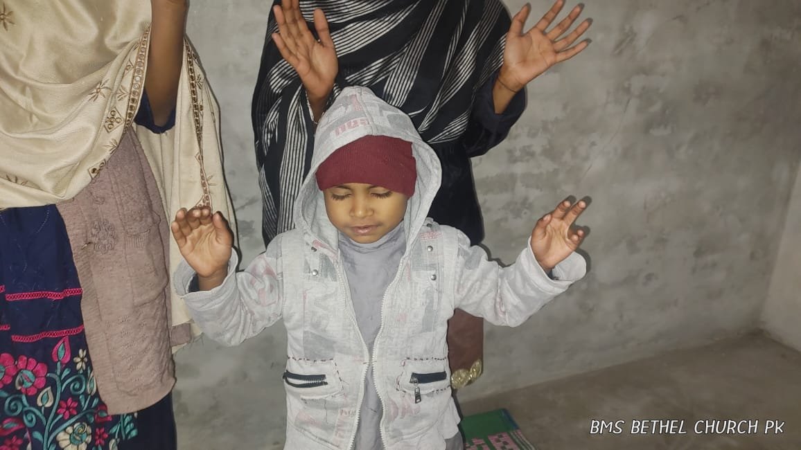 Dear brother and sisters - Little girl is praying for your blessings.