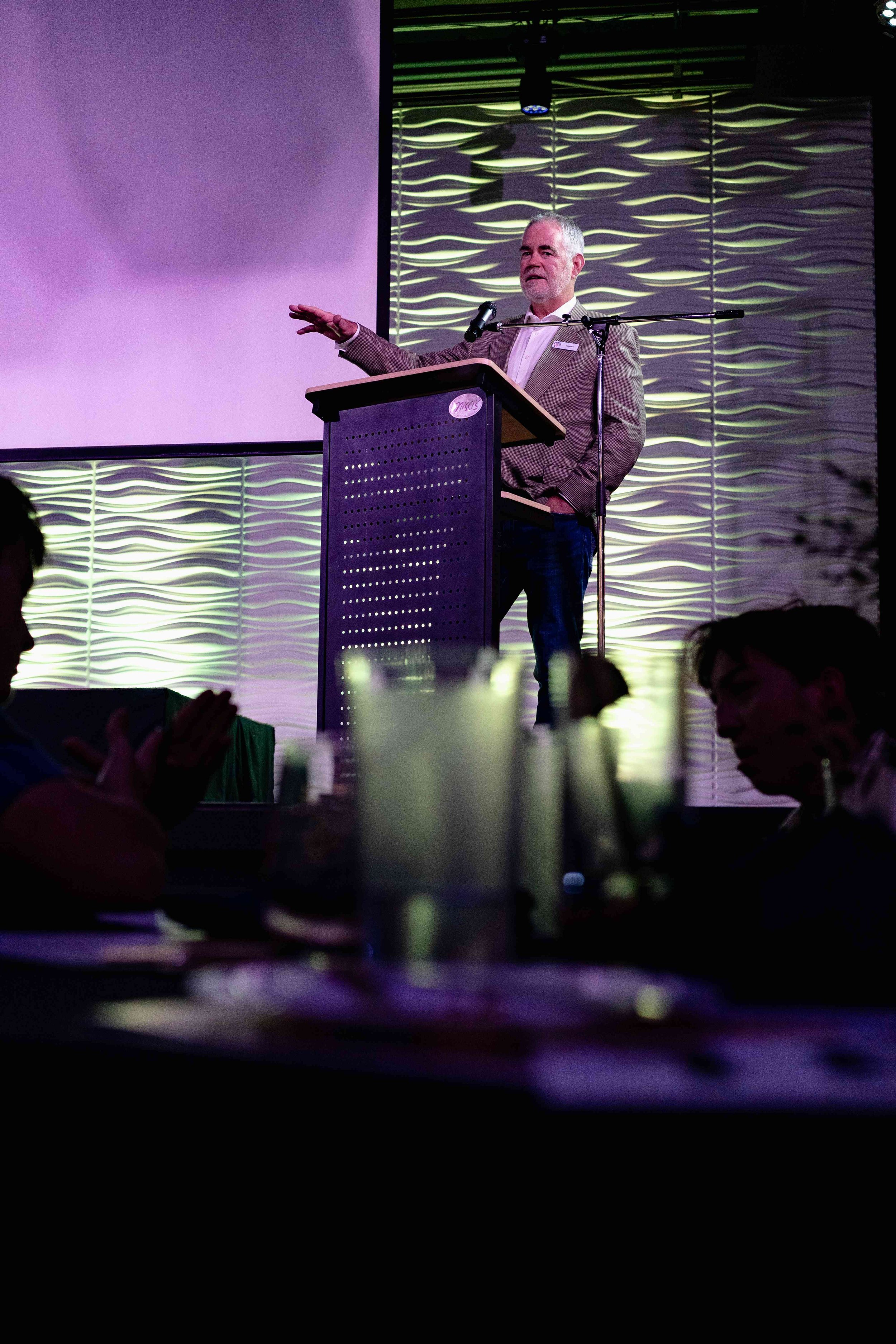 DEE01475.jpg