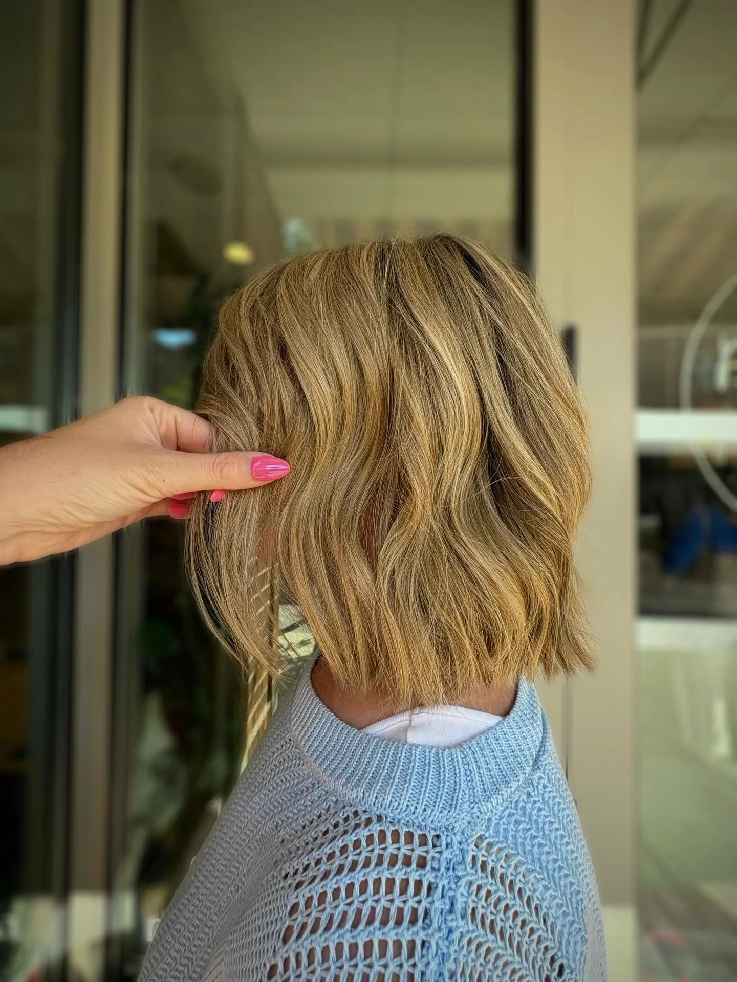 Blonde &amp; Bobbin' 
&bull;
&bull;
&bull;
#mandcosalon #downtownwheaton #wheatonsalon #wheatonhairstylist #wheatonmoms