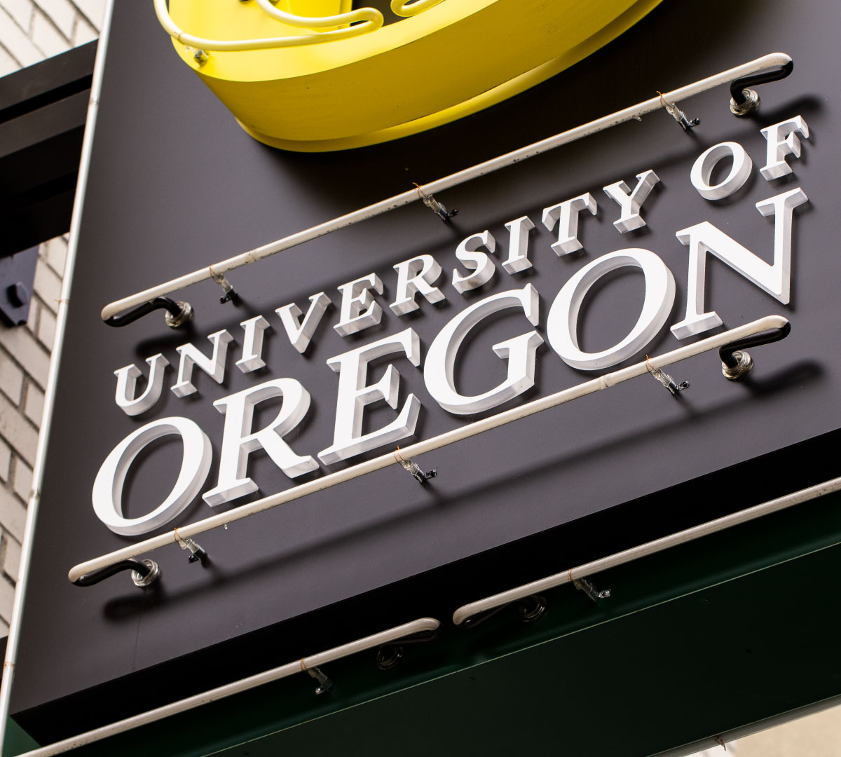 UofO-Building-Sign-2.jpg