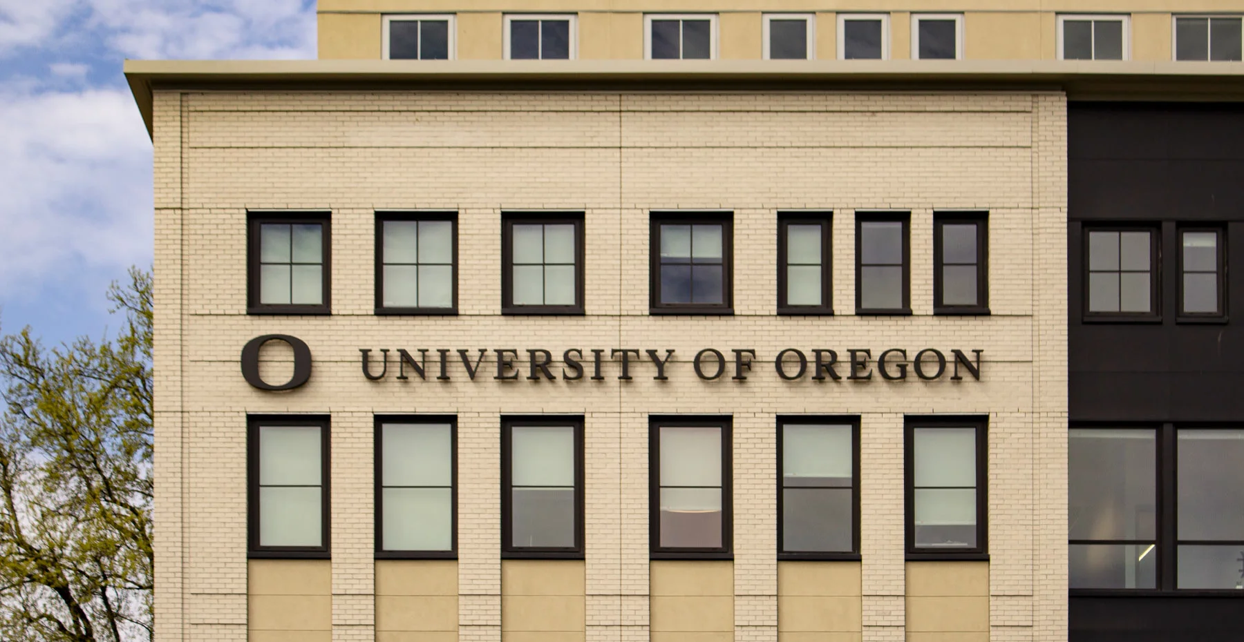 UofO-Building-Sign-Overview.jpg