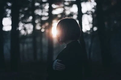 woman in sunshine and trees-min-min.jpg