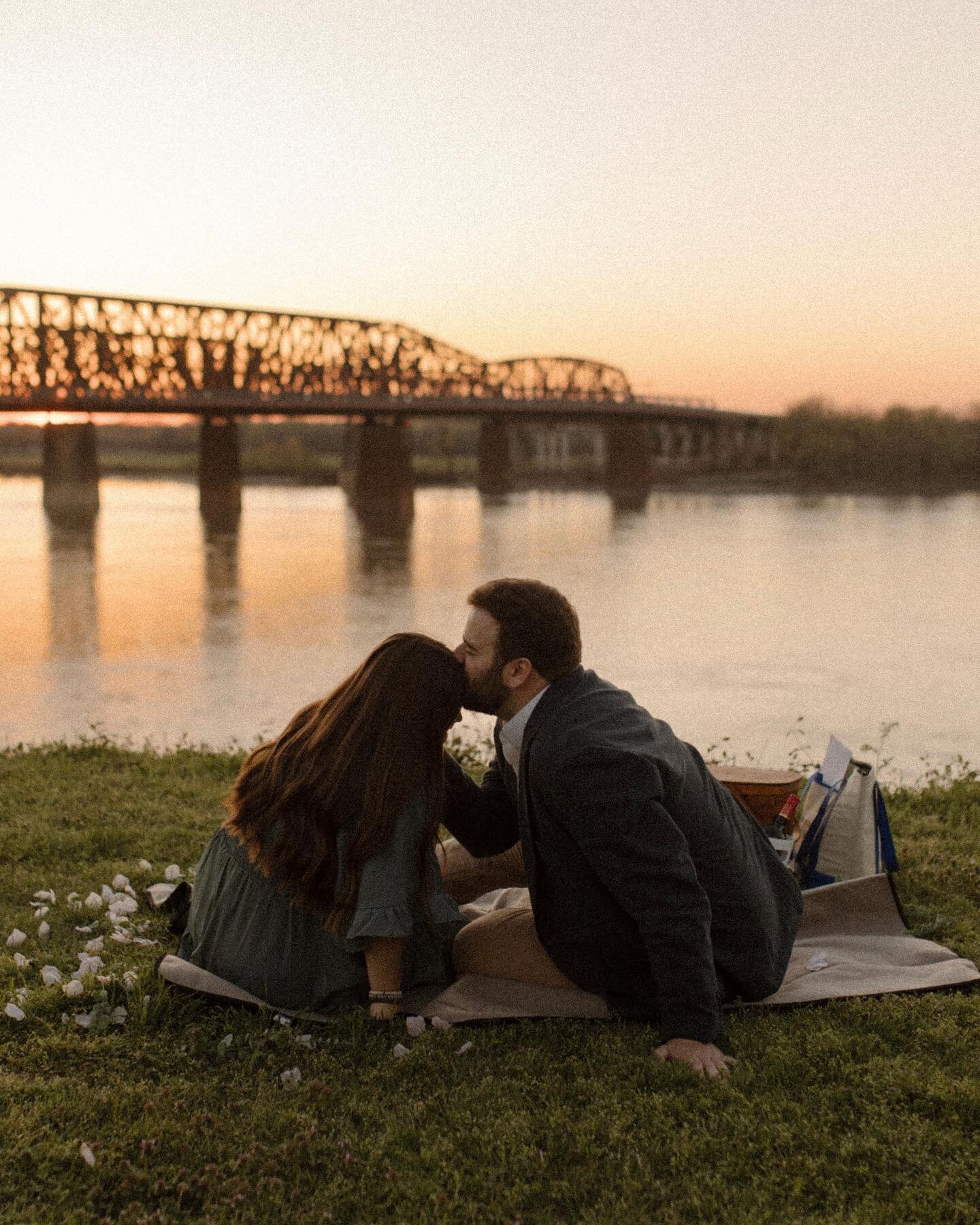 She said yes!! 

A tender proposal at sunset by the river with his grandmothers picnic basket, a love letter, and a ring box that was her favorite color 🫶🏻🫶🏻 lots of sweet spring days lately