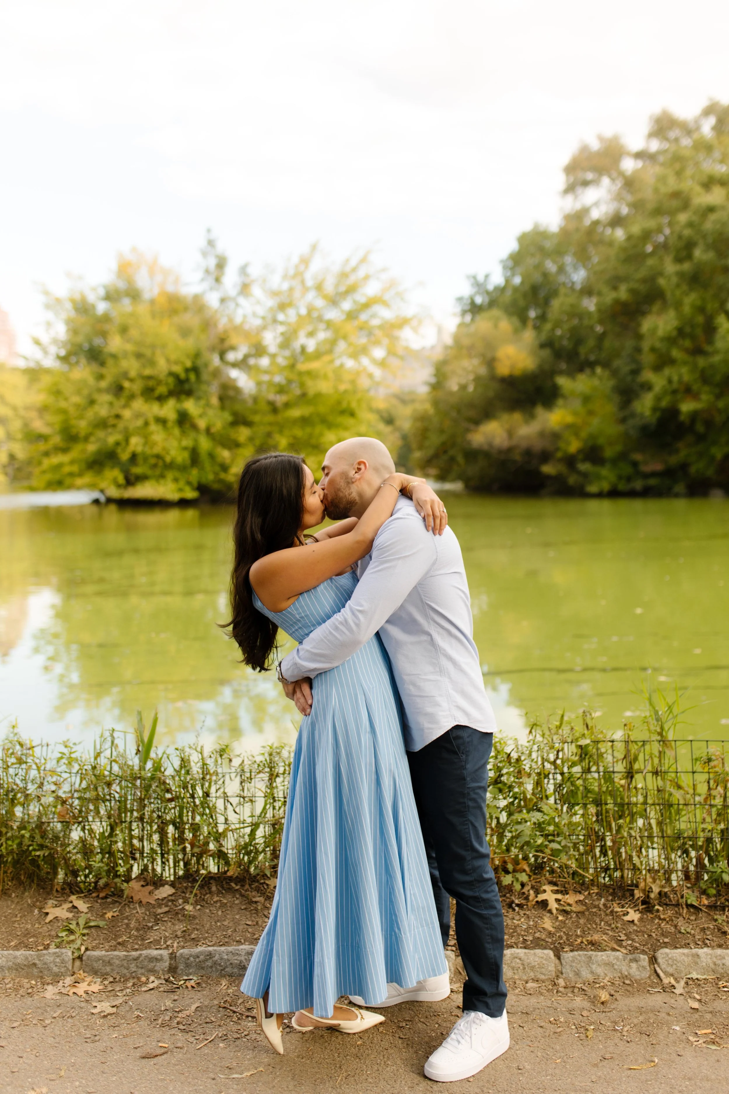 A Guide to Central Park Engagement Photos That Feel Like a Love Letter to NYC