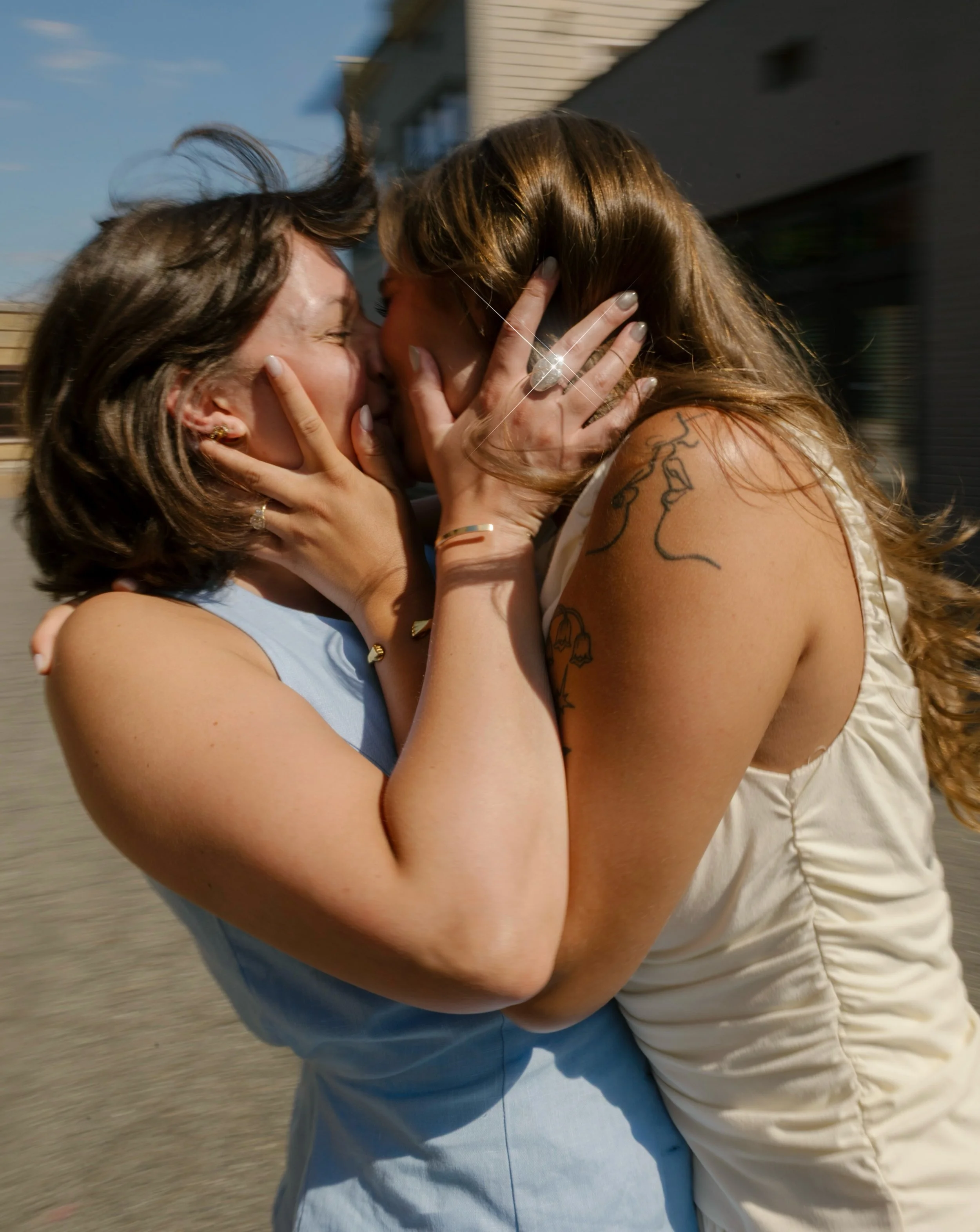 Running around town w L&amp;M ❣️

Documentary wedding photographer 
New York City wedding photographer 
Destination wedding photographer 
Brooklyn wedding photographer 
Travel wedding photographer 
Intimate wedding
Summer engagement 
Storytelling Pho
