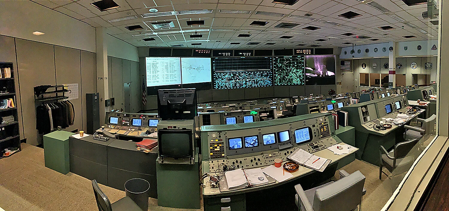 JSC_apollo_MC_wide_2376.jpg